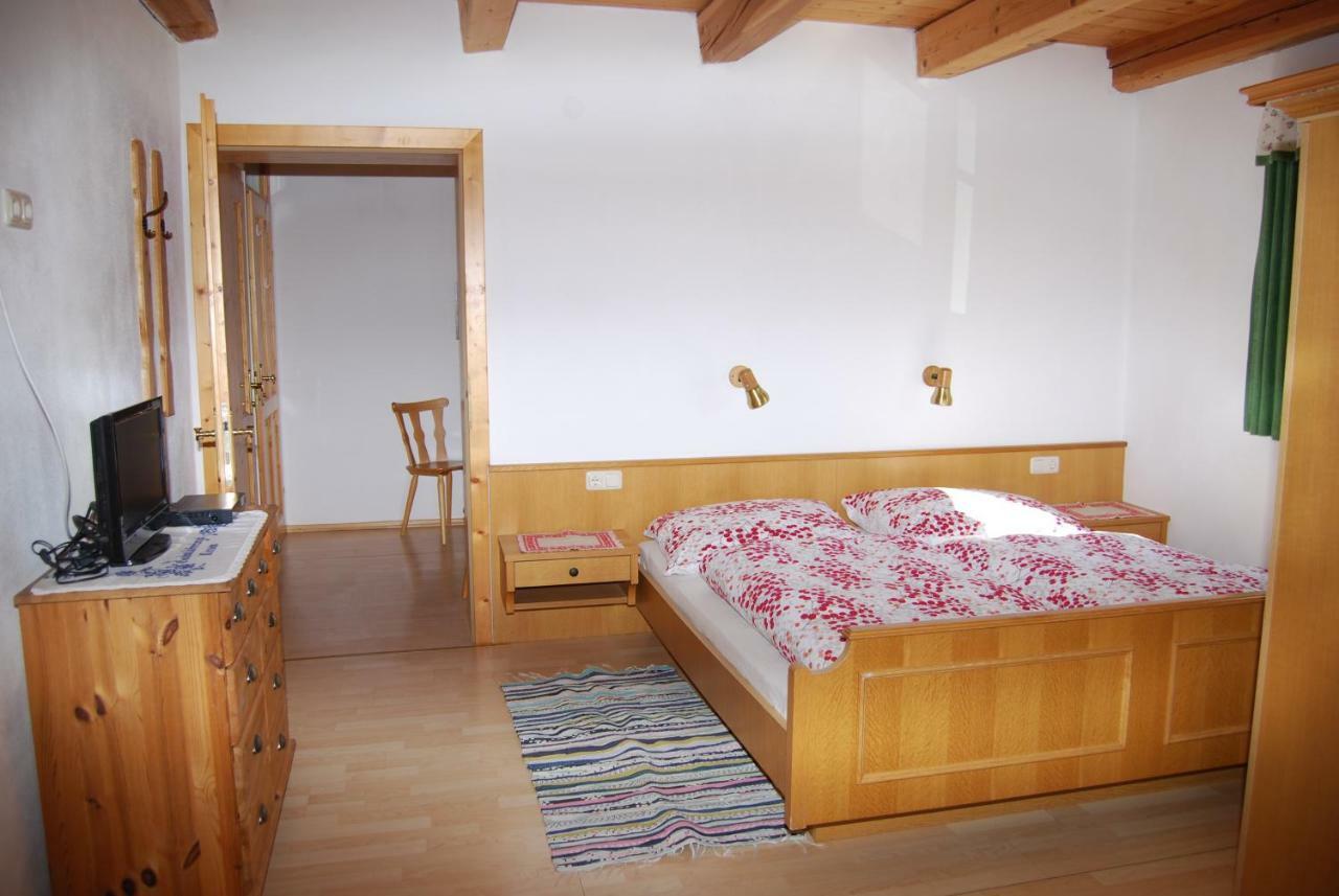 Bauernhof Hatzlhof Farm stay *